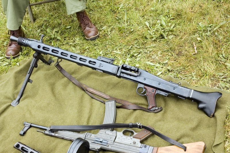 File:MG-42.jpg